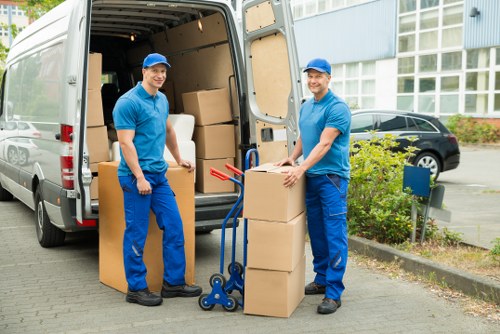 Practical moving truck planning for Bromley access and parking