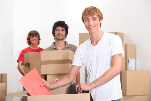 Household removals and planned moving support in Bromley
